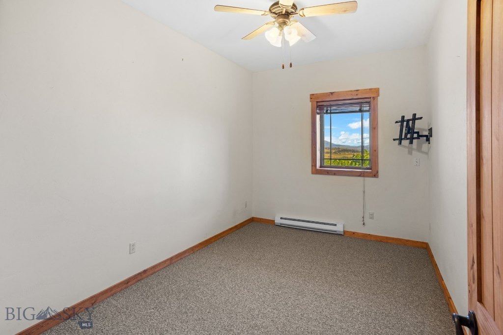 Livingston, Montana, 59047, United States, 3 Bedrooms Bedrooms, ,1.5 BathroomsBathrooms,Residential,Forsale,1986979