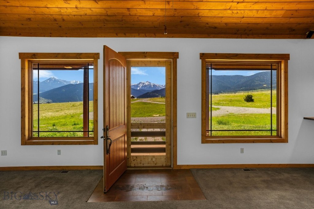 Livingston, Montana, 59047, United States, 3 Bedrooms Bedrooms, ,1.5 BathroomsBathrooms,Residential,Forsale,1986979 Livingston, Montana, 59047, United States, 3 Bedrooms Bedrooms, ,1.5 BathroomsBathrooms,Residential,Forsale,1986979