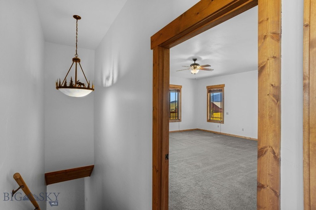 Livingston, Montana, 59047, United States, 3 Bedrooms Bedrooms, ,1.5 BathroomsBathrooms,Residential,Forsale,1986979