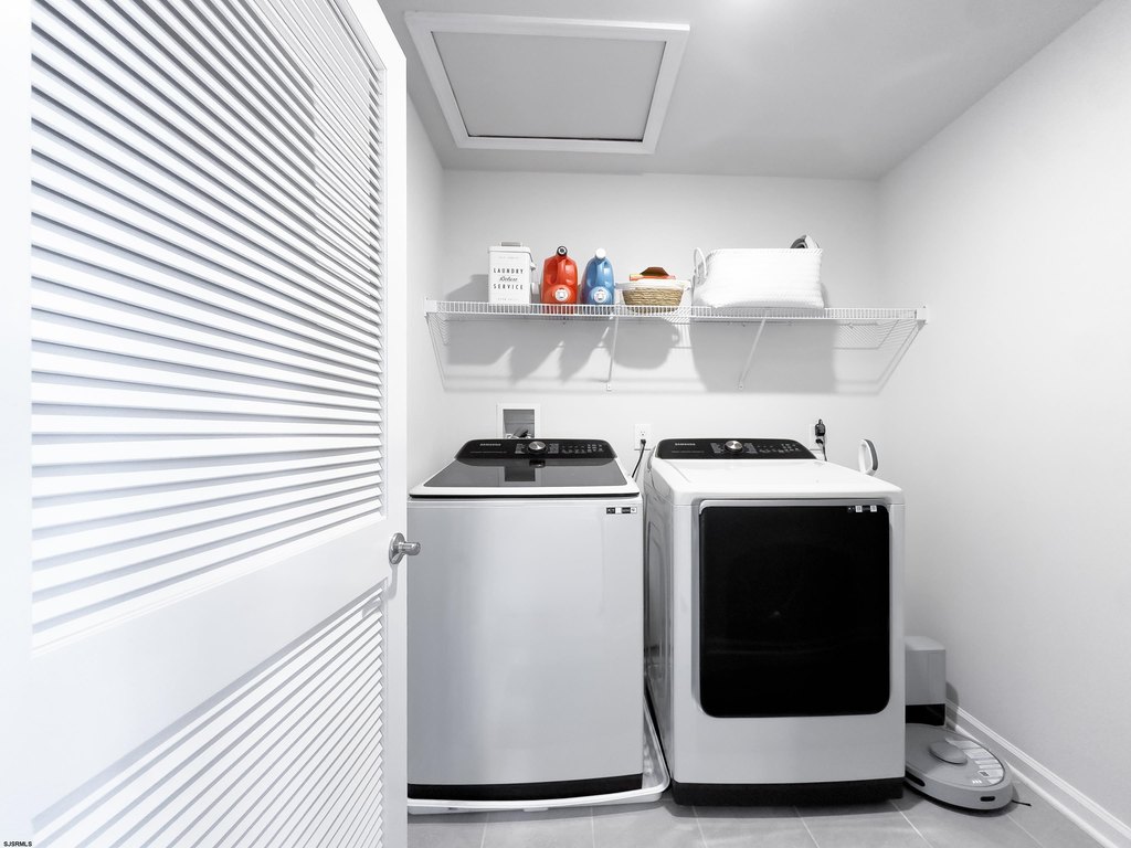 Egg Harbor Township, New Jersey, 08234, United States, 4 Bedrooms Bedrooms, ,3 BathroomsBathrooms,Residential,Forsale,1946137