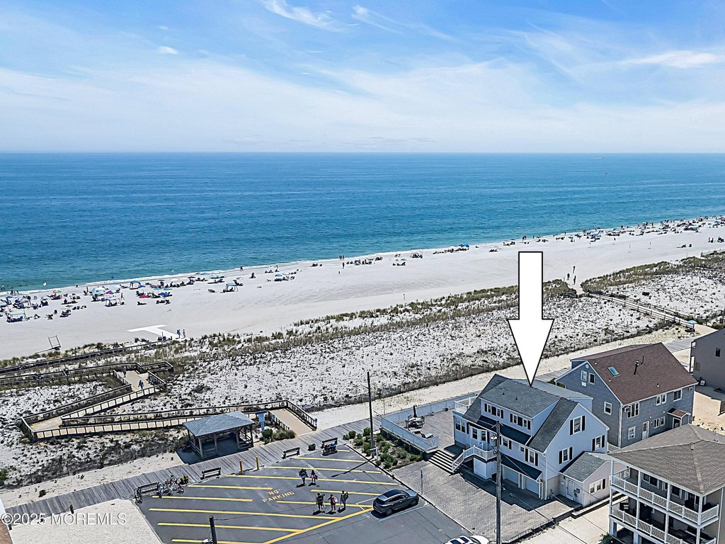 Lavallette, New Jersey, 08735, United States, 5 Bedrooms Bedrooms, ,4 BathroomsBathrooms,Residential,Forsale,1922693