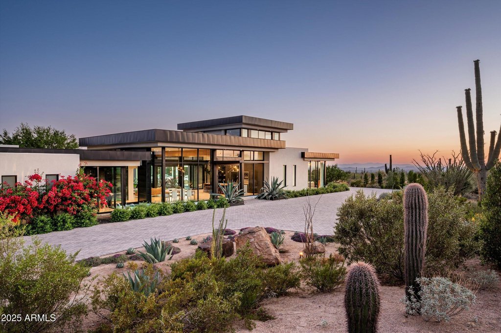 Scottsdale, Arizona, 85255, United States, 4 Bedrooms Bedrooms, ,5 BathroomsBathrooms,Residential,Forsale,1953474