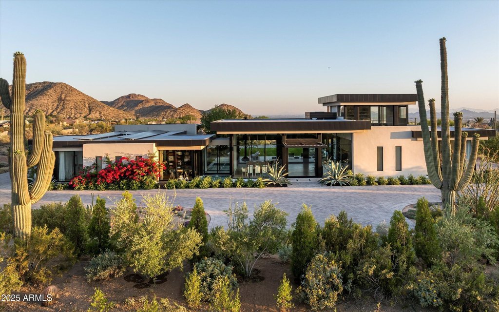 Scottsdale, Arizona, 85255, United States, 4 Bedrooms Bedrooms, ,5 BathroomsBathrooms,Residential,Forsale,1953474