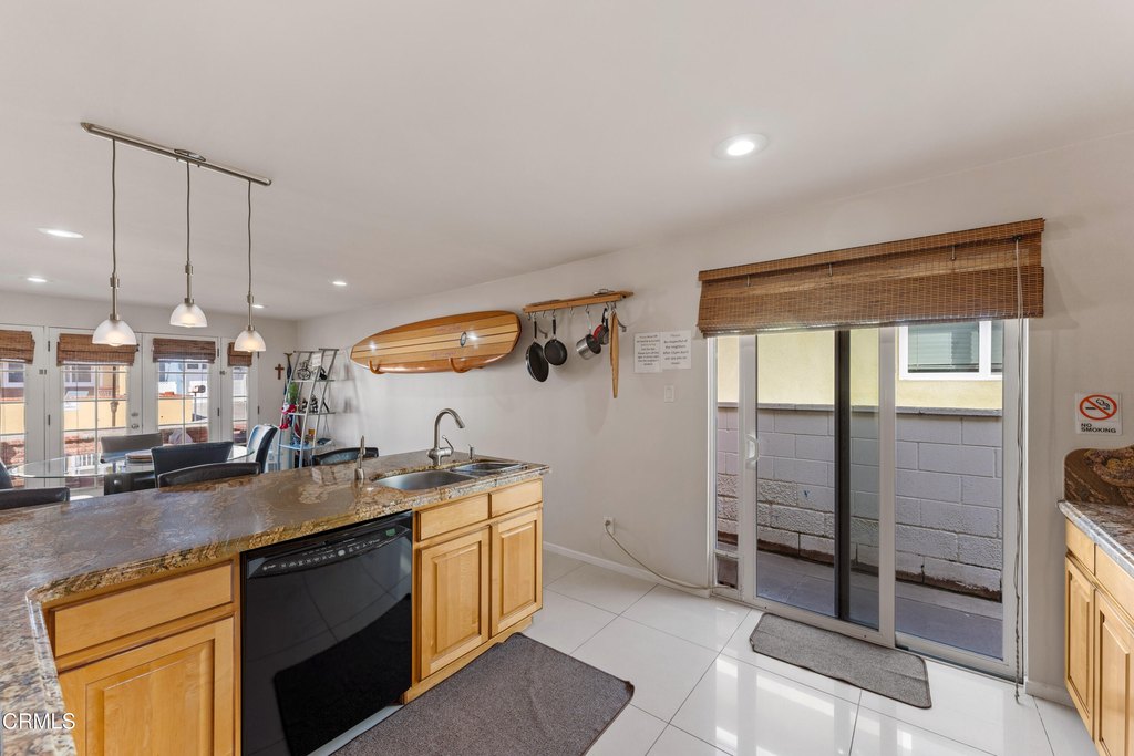 Oxnard, California, 93035, United States, 2 Bedrooms Bedrooms, ,1 BathroomBathrooms,Residential,Forsale,1985941