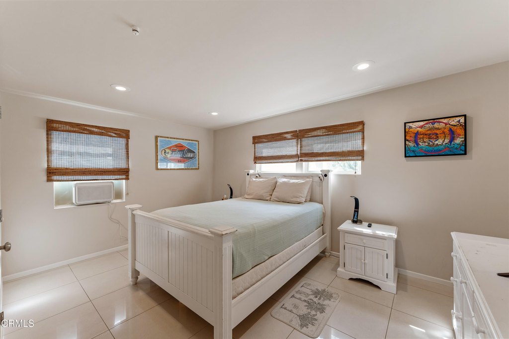 Oxnard, California, 93035, United States, 2 Bedrooms Bedrooms, ,1 BathroomBathrooms,Residential,Forsale,1985941