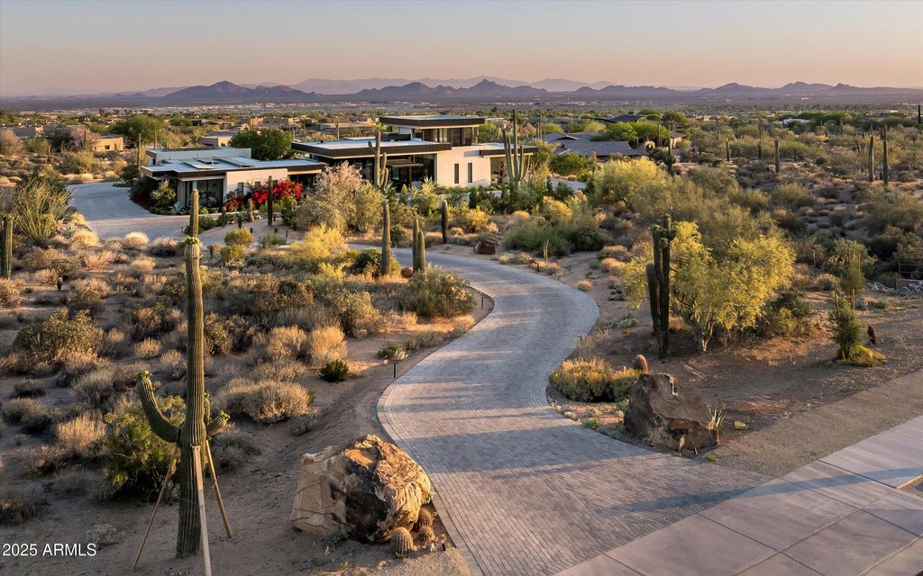 Scottsdale, Arizona, 85255, United States, 4 Bedrooms Bedrooms, ,5 BathroomsBathrooms,Residential,Forsale,1953474