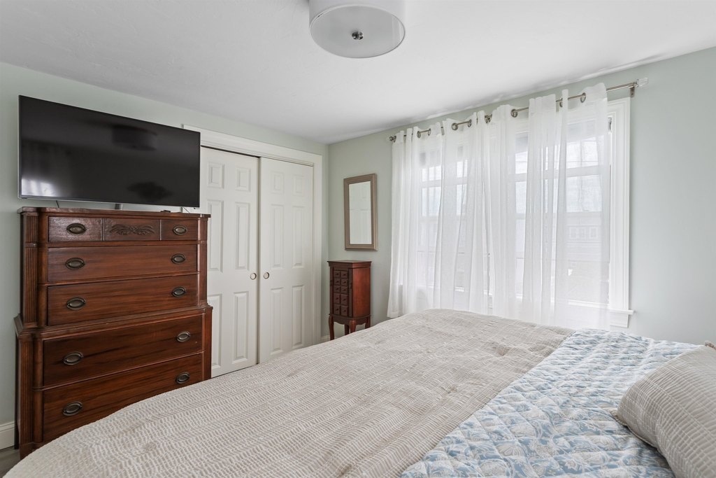 Hampton, New Hampshire, 03842, United States, 3 Bedrooms Bedrooms, ,2 BathroomsBathrooms,Residential,Forsale,1952898