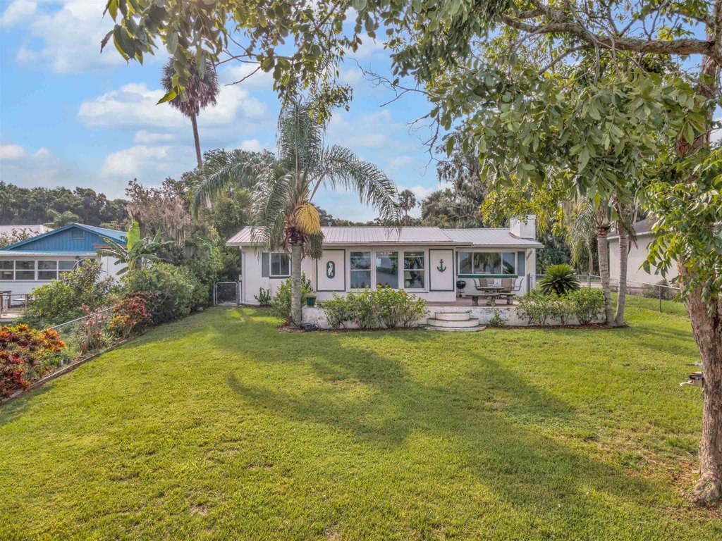 East Palatka, Florida, 32131, United States, 3 Bedrooms Bedrooms, ,2 BathroomsBathrooms,Residential,Forsale,1960042