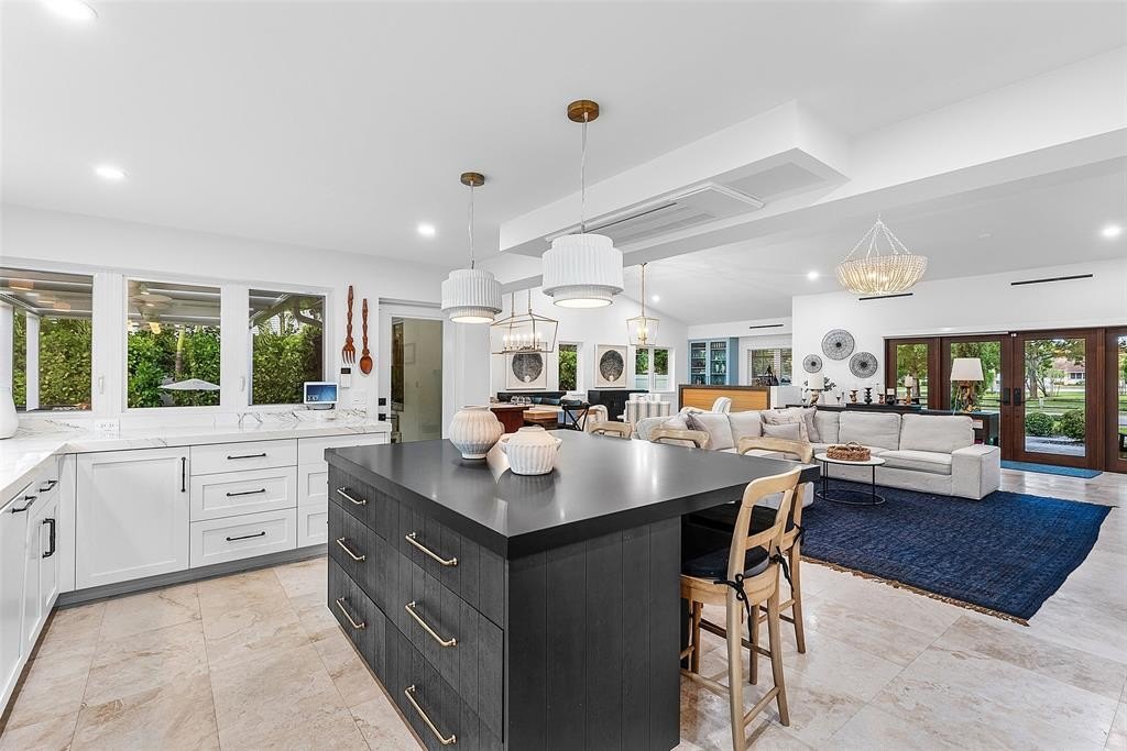 Fort Lauderdale, Florida, 33304, United States, 6 Bedrooms Bedrooms, ,5.5 BathroomsBathrooms,Residential,Forsale,1964526