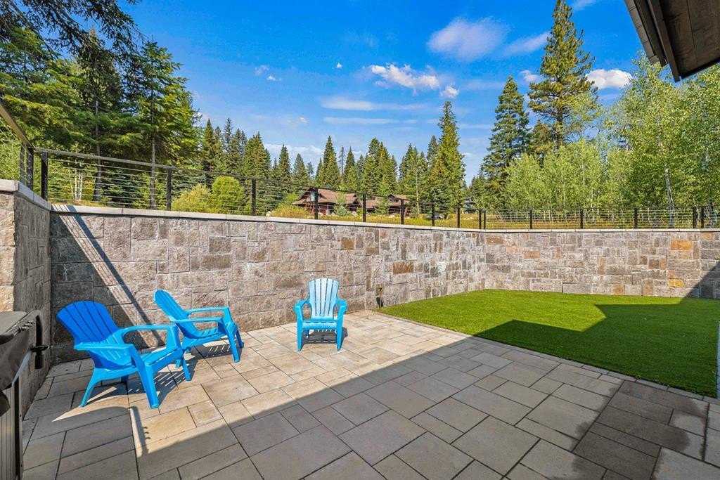 Donnelly, Idaho, 83615, United States, 4 Bedrooms Bedrooms, ,4 BathroomsBathrooms,Residential,Forsale,1996713