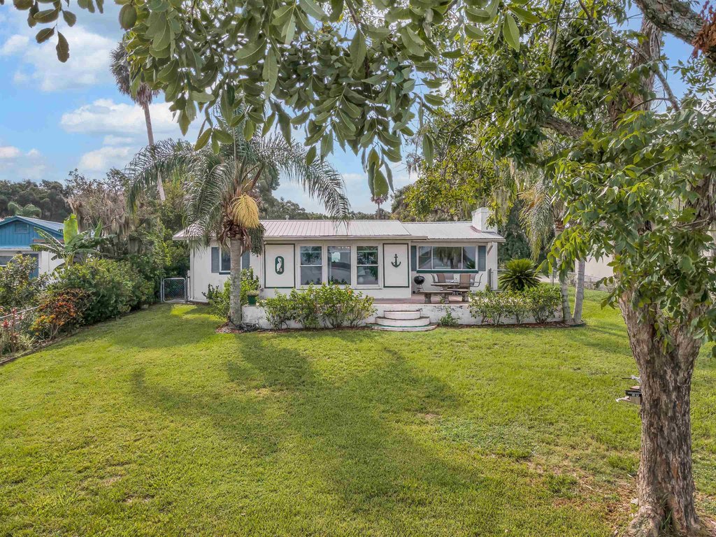 East Palatka, Florida, 32131, United States, 3 Bedrooms Bedrooms, ,2 BathroomsBathrooms,Residential,Forsale,1960042