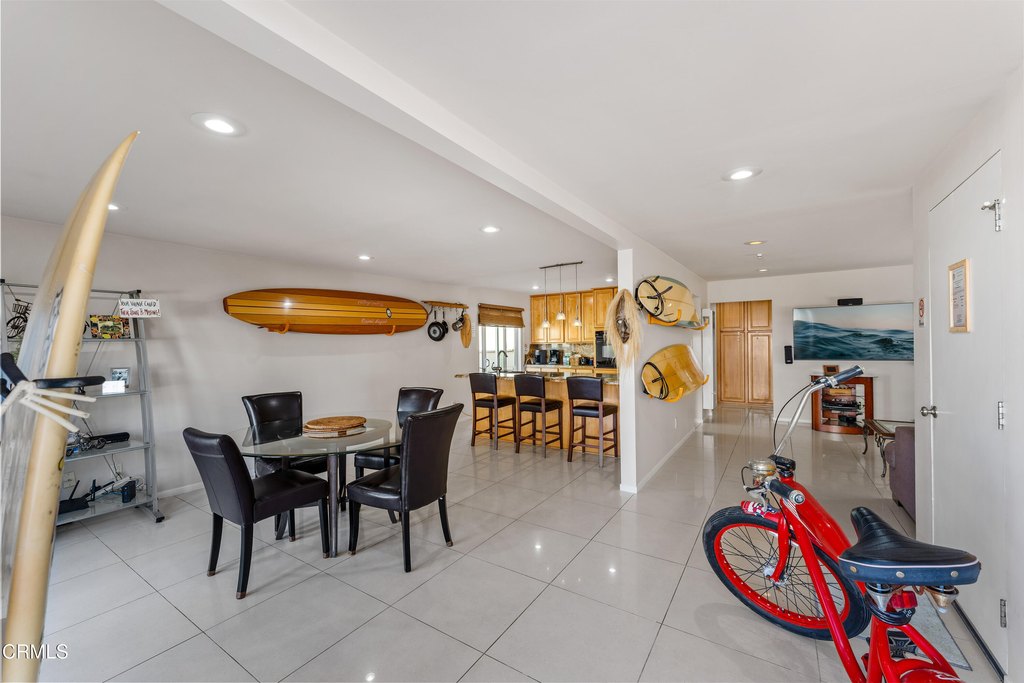 Oxnard, California, 93035, United States, 2 Bedrooms Bedrooms, ,1 BathroomBathrooms,Residential,Forsale,1985941