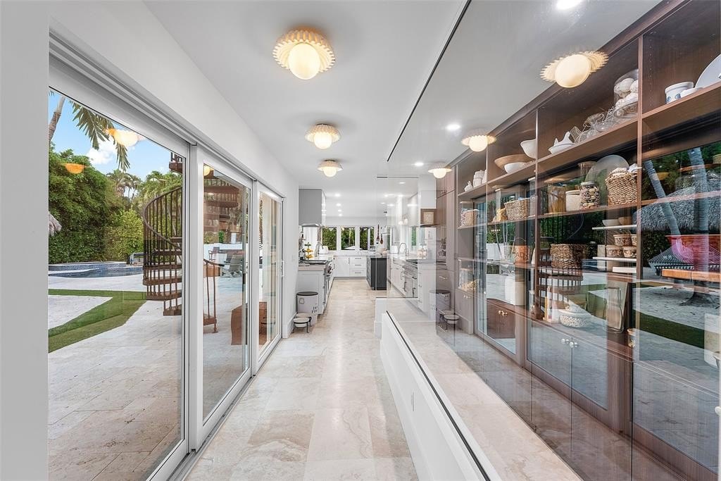 Fort Lauderdale, Florida, 33304, United States, 6 Bedrooms Bedrooms, ,5.5 BathroomsBathrooms,Residential,Forsale,1964526