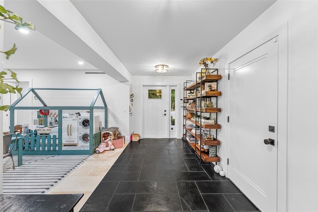 Fort Lauderdale, Florida, 33304, United States, 6 Bedrooms Bedrooms, ,5.5 BathroomsBathrooms,Residential,Forsale,1964526