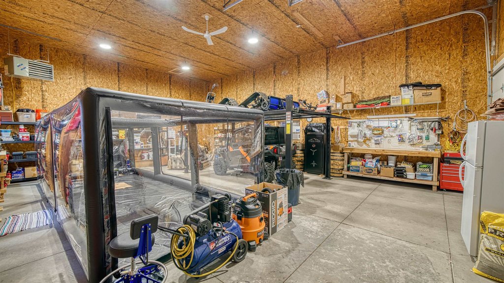 Moorcroft, Wyoming, 82721, United States, 2 Bedrooms Bedrooms, ,2 BathroomsBathrooms,Residential,Forsale,1946267