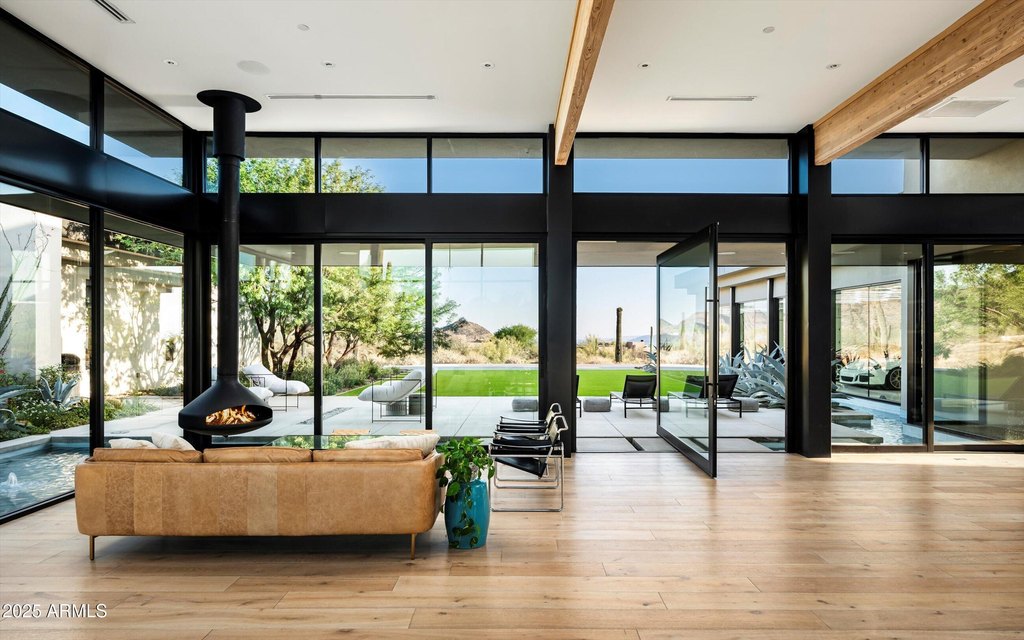 Scottsdale, Arizona, 85255, United States, 4 Bedrooms Bedrooms, ,5 BathroomsBathrooms,Residential,Forsale,1953474
