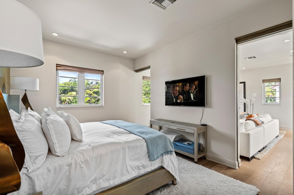 Delray Beach, Florida, 33483, United States, 5 Bedrooms Bedrooms, ,6.5 BathroomsBathrooms,Residential,Forsale,1952516