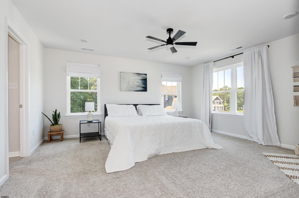 Egg Harbor Township, New Jersey, 08234, United States, 4 Bedrooms Bedrooms, ,3 BathroomsBathrooms,Residential,Forsale,1946137