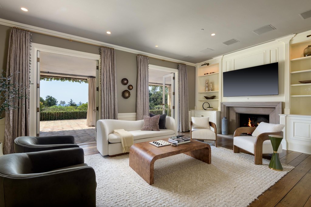 MONTECITO, California, 93108, United States, 7 Bedrooms Bedrooms, ,12.5 BathroomsBathrooms,Residential,Forsale,1963625