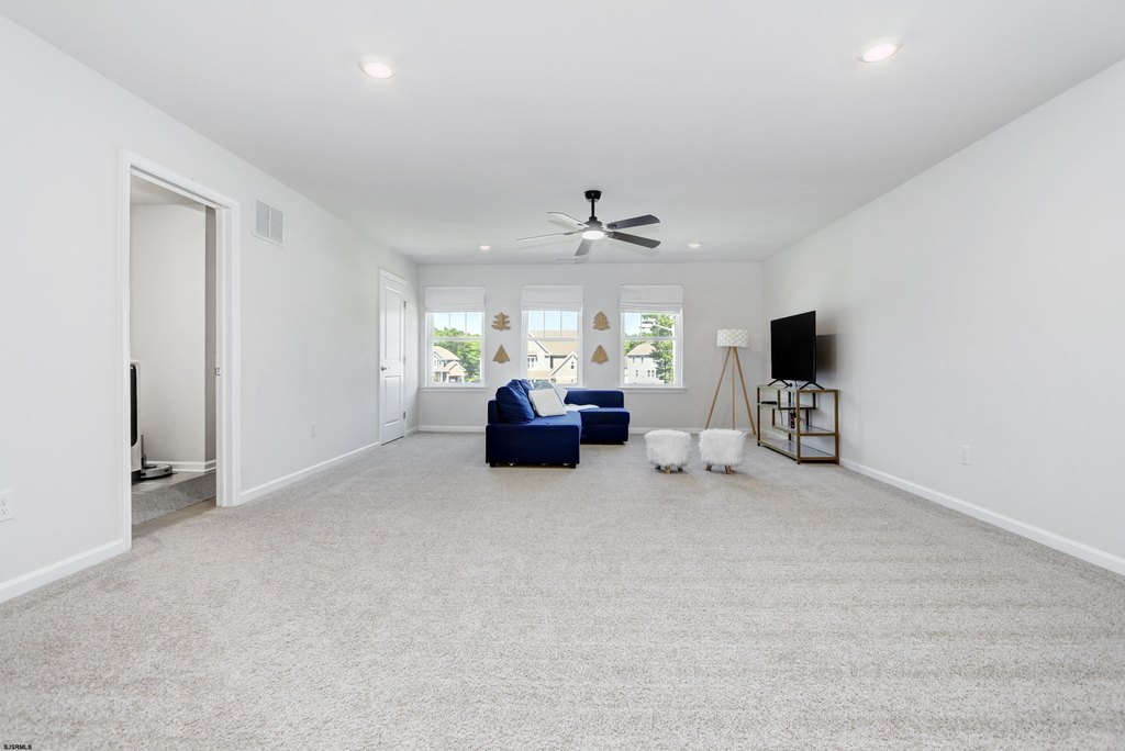 Egg Harbor Township, New Jersey, 08234, United States, 4 Bedrooms Bedrooms, ,3 BathroomsBathrooms,Residential,Forsale,1946137