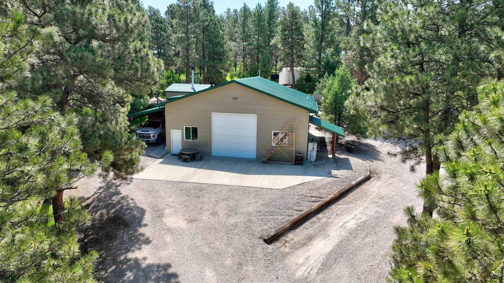 Moorcroft, Wyoming, 82721, United States, 2 Bedrooms Bedrooms, ,2 BathroomsBathrooms,Residential,Forsale,1946267