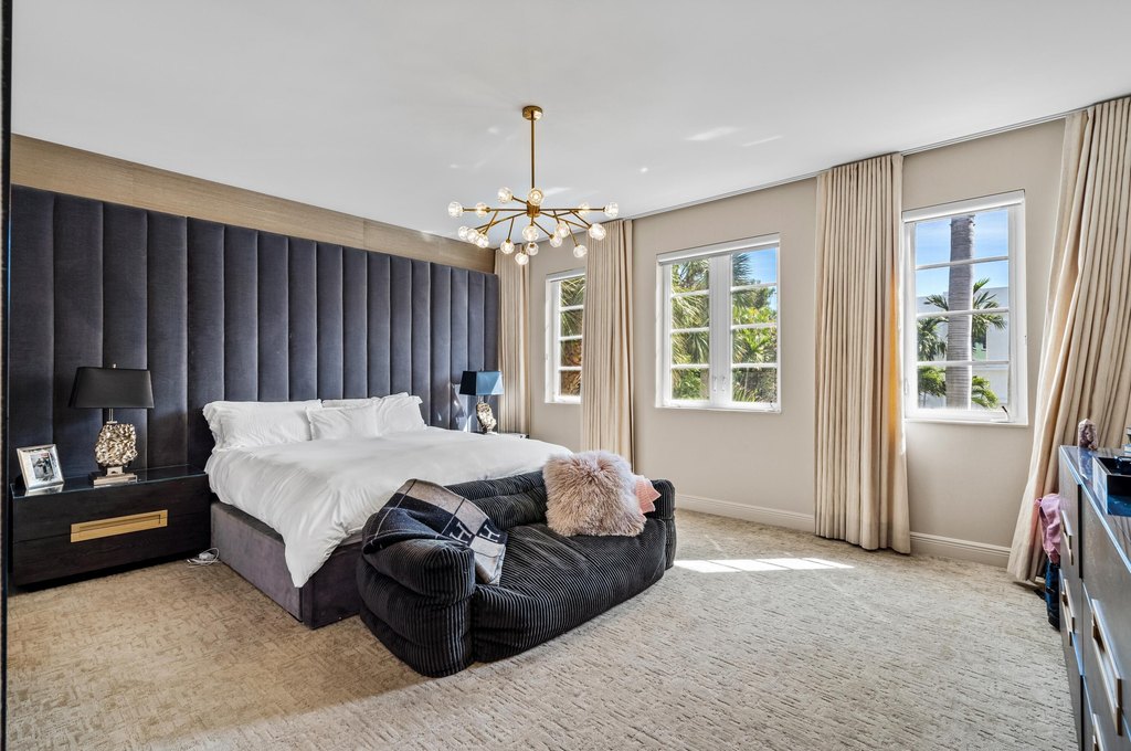 Delray Beach, Florida, 33483, United States, 5 Bedrooms Bedrooms, ,6.5 BathroomsBathrooms,Residential,Forsale,1952516