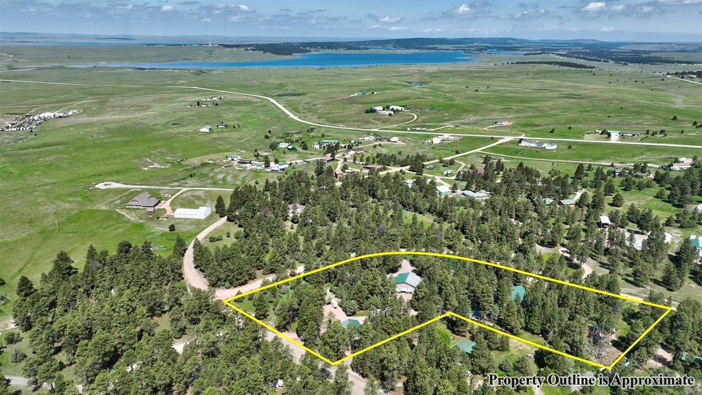 Moorcroft, Wyoming, 82721, United States, 2 Bedrooms Bedrooms, ,2 BathroomsBathrooms,Residential,Forsale,1946267