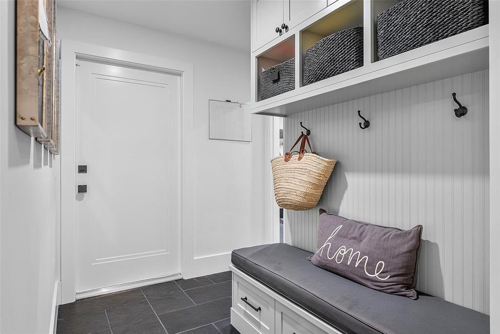 Fort Lauderdale, Florida, 33304, United States, 6 Bedrooms Bedrooms, ,5.5 BathroomsBathrooms,Residential,Forsale,1964526