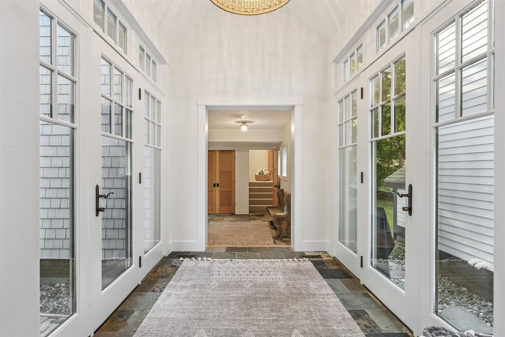 Center Harbor, New Hampshire, 03226, United States, 7 Bedrooms Bedrooms, ,5.5 BathroomsBathrooms,Residential,Forsale,1952894
