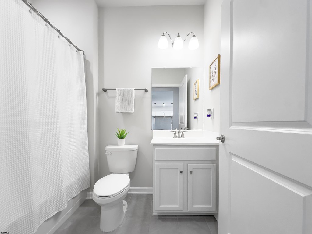 Egg Harbor Township, New Jersey, 08234, United States, 4 Bedrooms Bedrooms, ,3 BathroomsBathrooms,Residential,Forsale,1946137