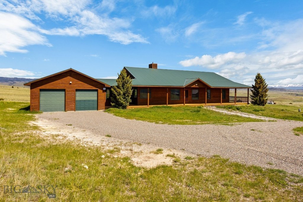 Livingston, Montana, 59047, United States, 3 Bedrooms Bedrooms, ,1.5 BathroomsBathrooms,Residential,Forsale,1986979