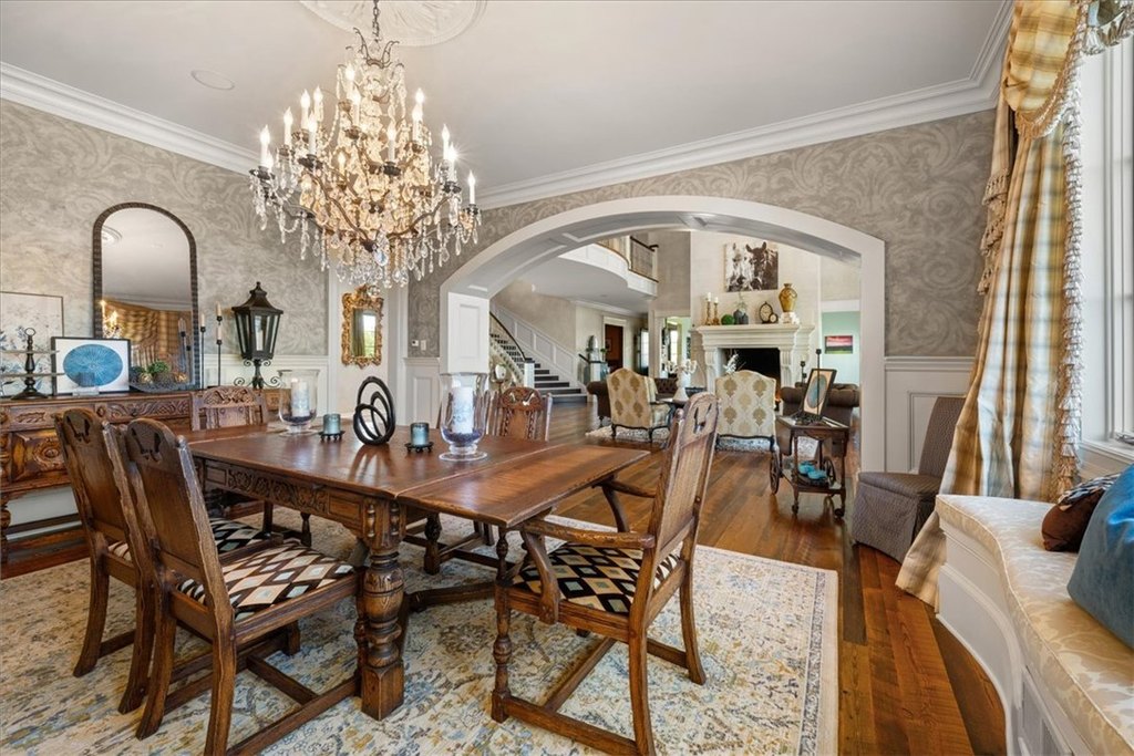 Six Mile, South Carolina, 29682, United States, 5 Bedrooms Bedrooms, ,5.5 BathroomsBathrooms,Residential,Forsale,1941495