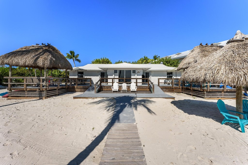 Long Key, Florida, 33001, United States, 4 Bedrooms Bedrooms, ,2 BathroomsBathrooms,Residential,Forsale,2011104