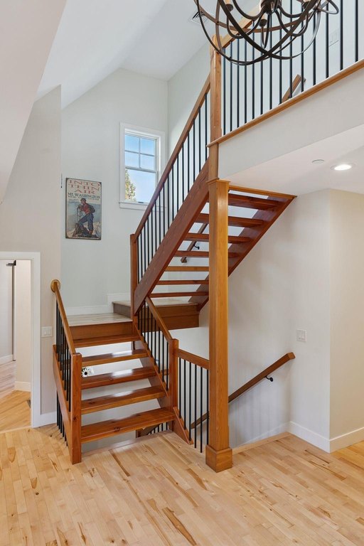 Laconia, New Hampshire, 03246, United States, 5 Bedrooms Bedrooms, ,5.5 BathroomsBathrooms,Residential,Forsale,1952902