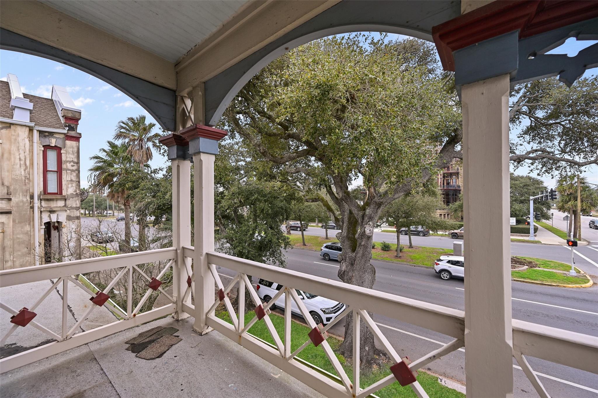 Galveston, Texas, 77550, United States, 4 Bedrooms Bedrooms, ,2 BathroomsBathrooms,Residential,Forsale,1936495