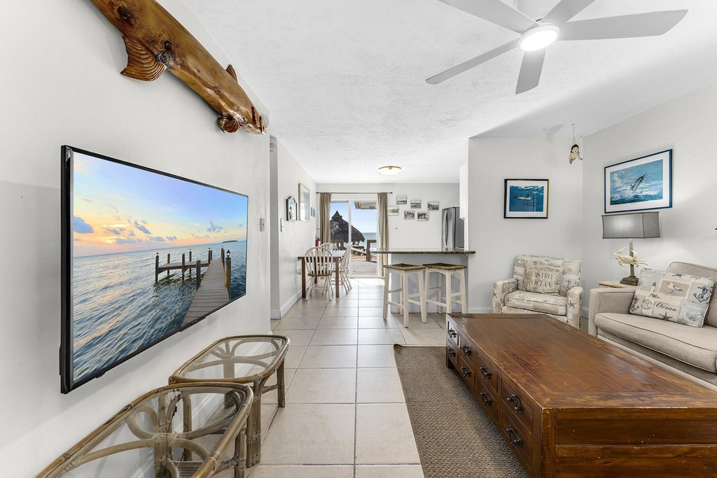 Long Key, Florida, 33001, United States, 4 Bedrooms Bedrooms, ,2 BathroomsBathrooms,Residential,Forsale,2011104