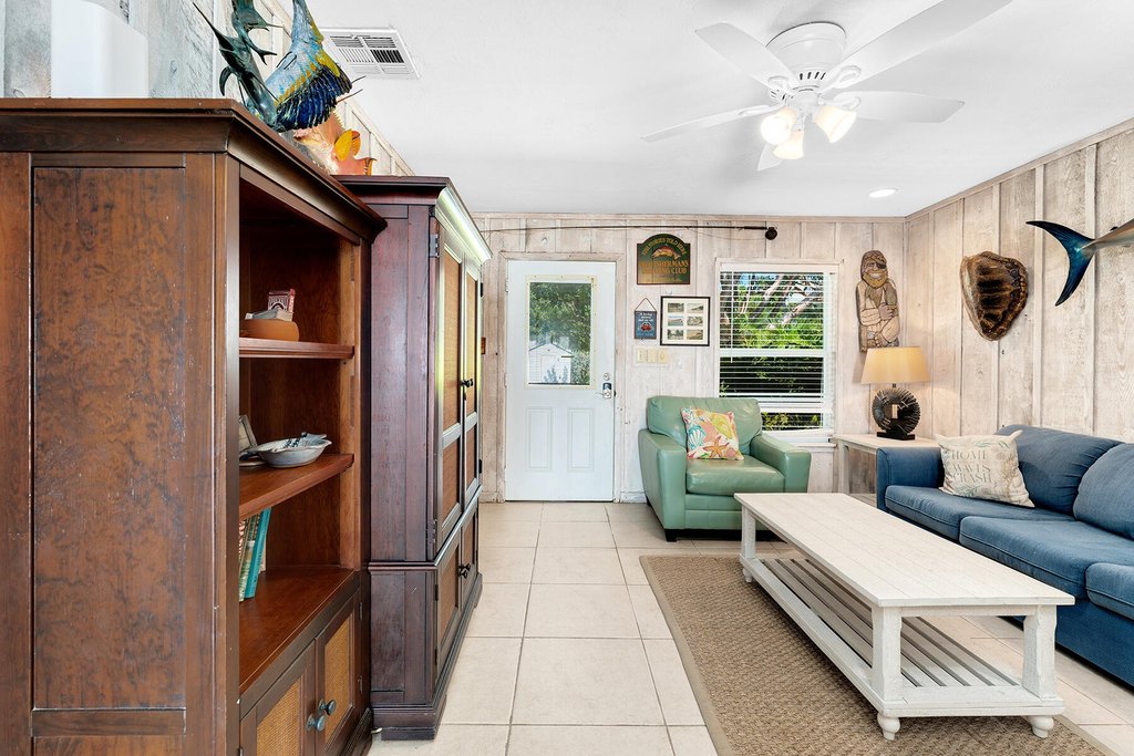 Long Key, Florida, 33001, United States, 4 Bedrooms Bedrooms, ,2 BathroomsBathrooms,Residential,Forsale,2011104