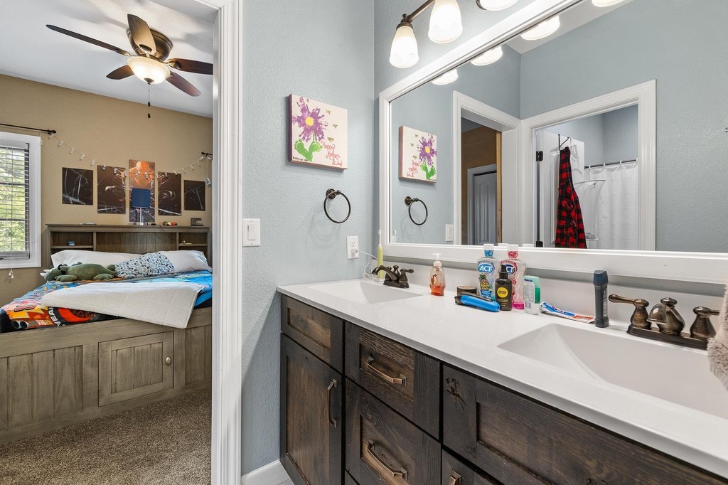 Spearfish, South Dakota, 57783, United States, 5 Bedrooms Bedrooms, ,4 BathroomsBathrooms,Residential,Forsale,1946258