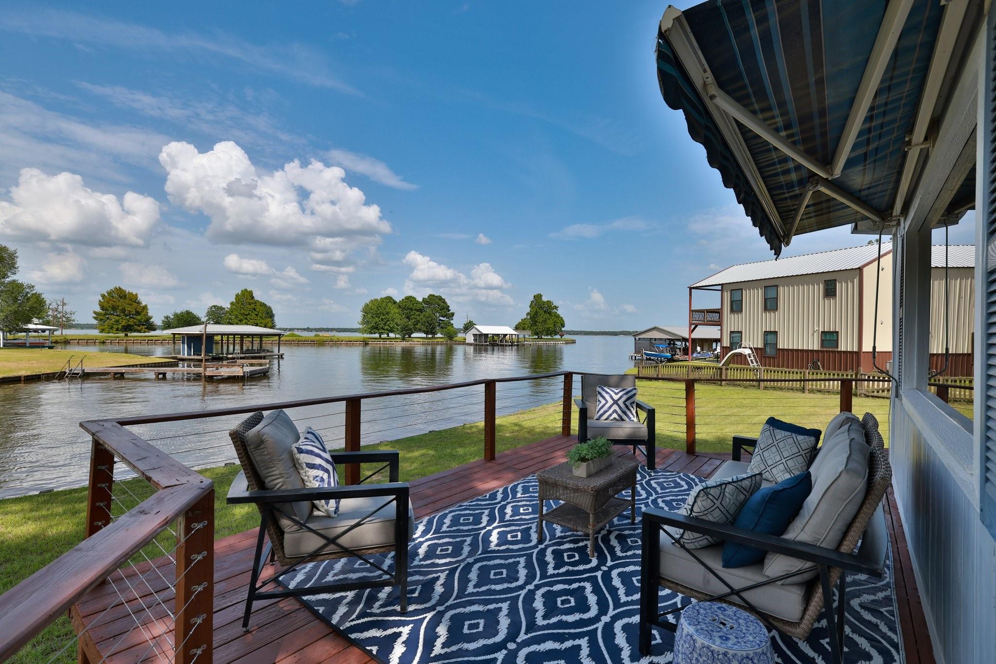 Thornton, Texas, 76687, United States, 5 Bedrooms Bedrooms, ,4 BathroomsBathrooms,Residential,Forsale,1936509
