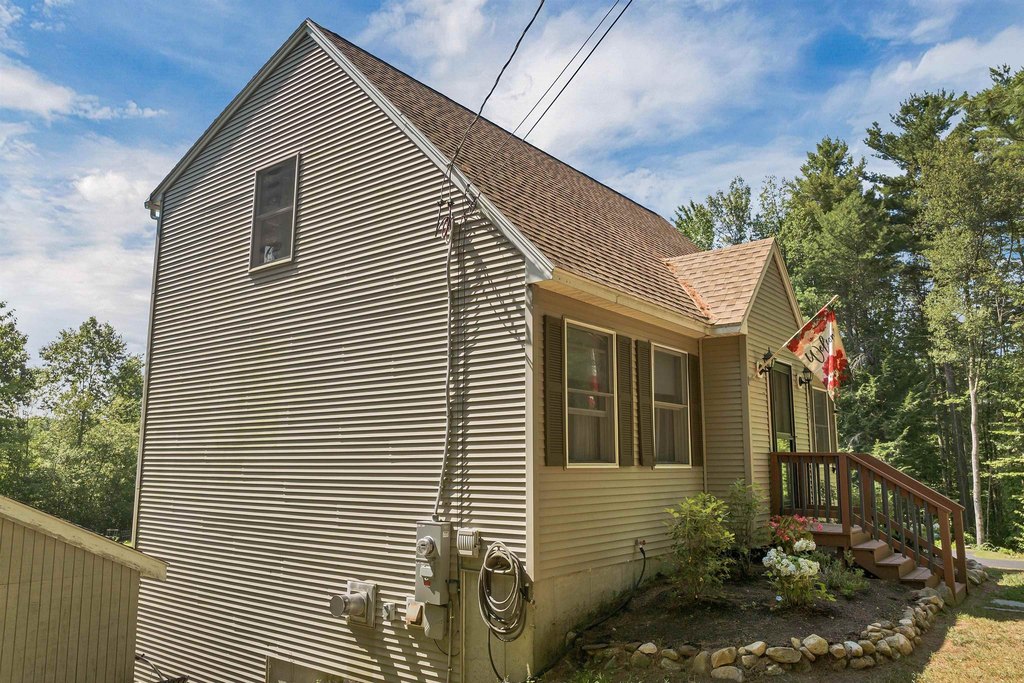 Alton, New Hampshire, 03809, United States, 3 Bedrooms Bedrooms, ,2 BathroomsBathrooms,Residential,Forsale,1952890