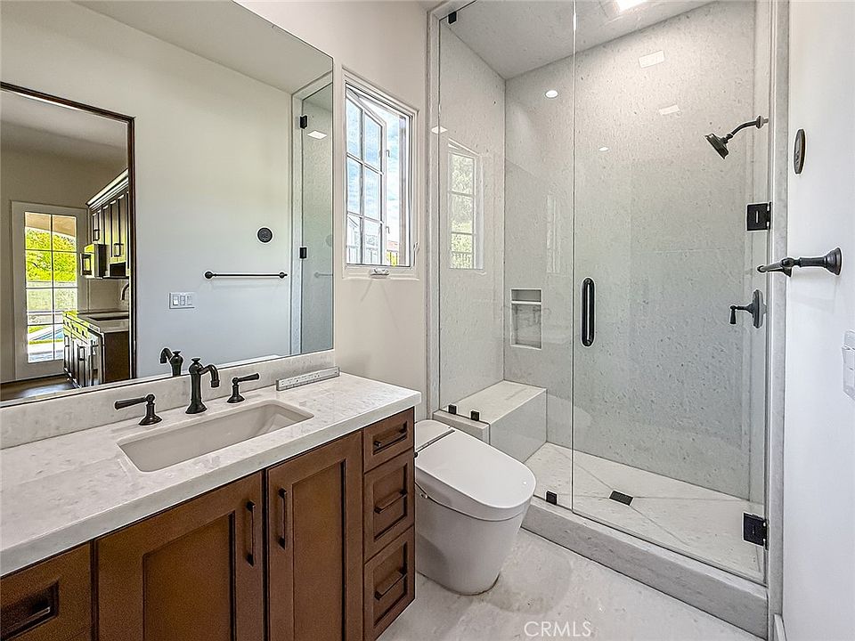 Calabasas, California, 91301, United States, 7 Bedrooms Bedrooms, ,8 BathroomsBathrooms,Residential,Forsale,1946030