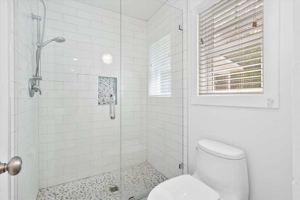 Mount Pleasant, South Carolina, 29464, United States, 3 Bedrooms Bedrooms, ,2 BathroomsBathrooms,Residential,Forsale,1953165