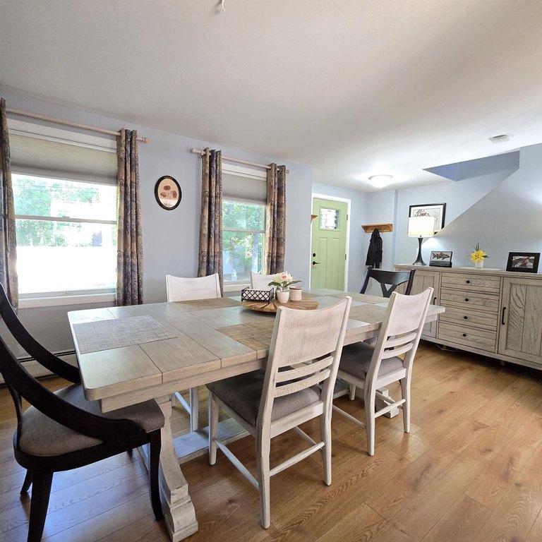 Alton, New Hampshire, 03809, United States, 3 Bedrooms Bedrooms, ,2 BathroomsBathrooms,Residential,Forsale,1952890