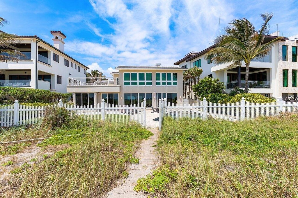 Pompano Beach, Florida, 33062, United States, 4 Bedrooms Bedrooms, ,4.5 BathroomsBathrooms,Residential,Forsale,1886560