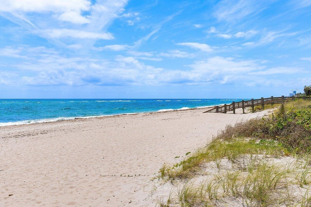 Pompano Beach, Florida, 33062, United States, 4 Bedrooms Bedrooms, ,4.5 BathroomsBathrooms,Residential,Forsale,1886560