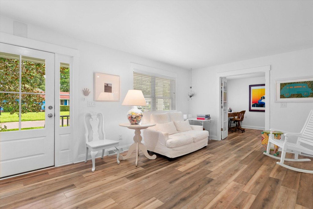 Mount Pleasant, South Carolina, 29464, United States, 3 Bedrooms Bedrooms, ,2 BathroomsBathrooms,Residential,Forsale,1953165