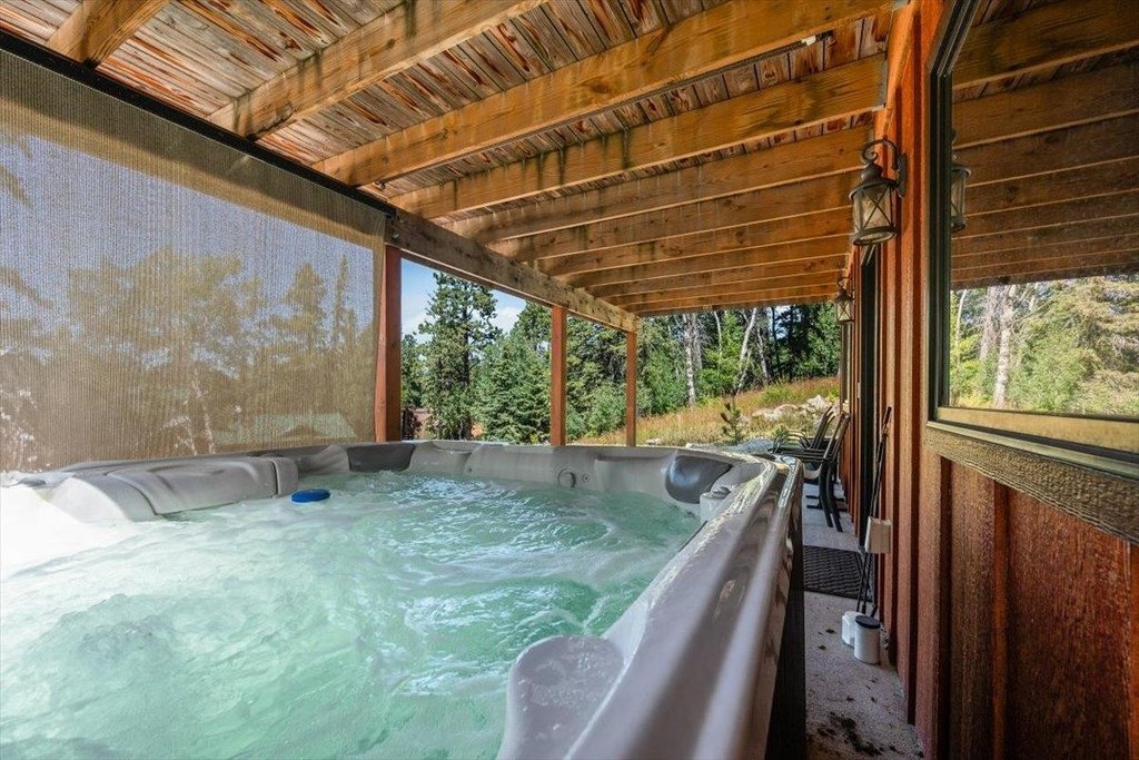 Lead, South Dakota, 57754, United States, 3 Bedrooms Bedrooms, ,2 BathroomsBathrooms,Residential,Forsale,1946257