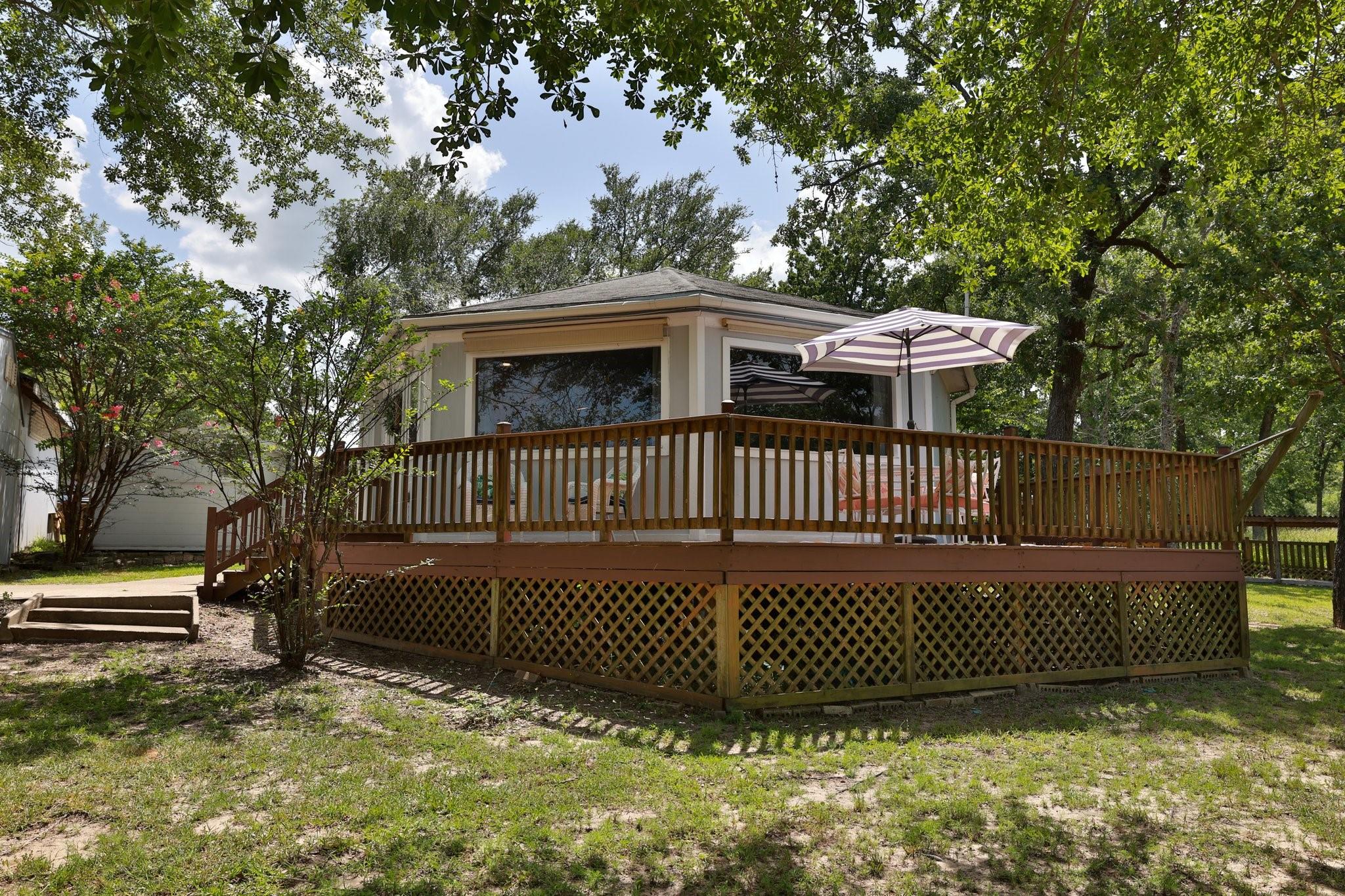 Thornton, Texas, 76687, United States, 5 Bedrooms Bedrooms, ,4 BathroomsBathrooms,Residential,Forsale,1936509