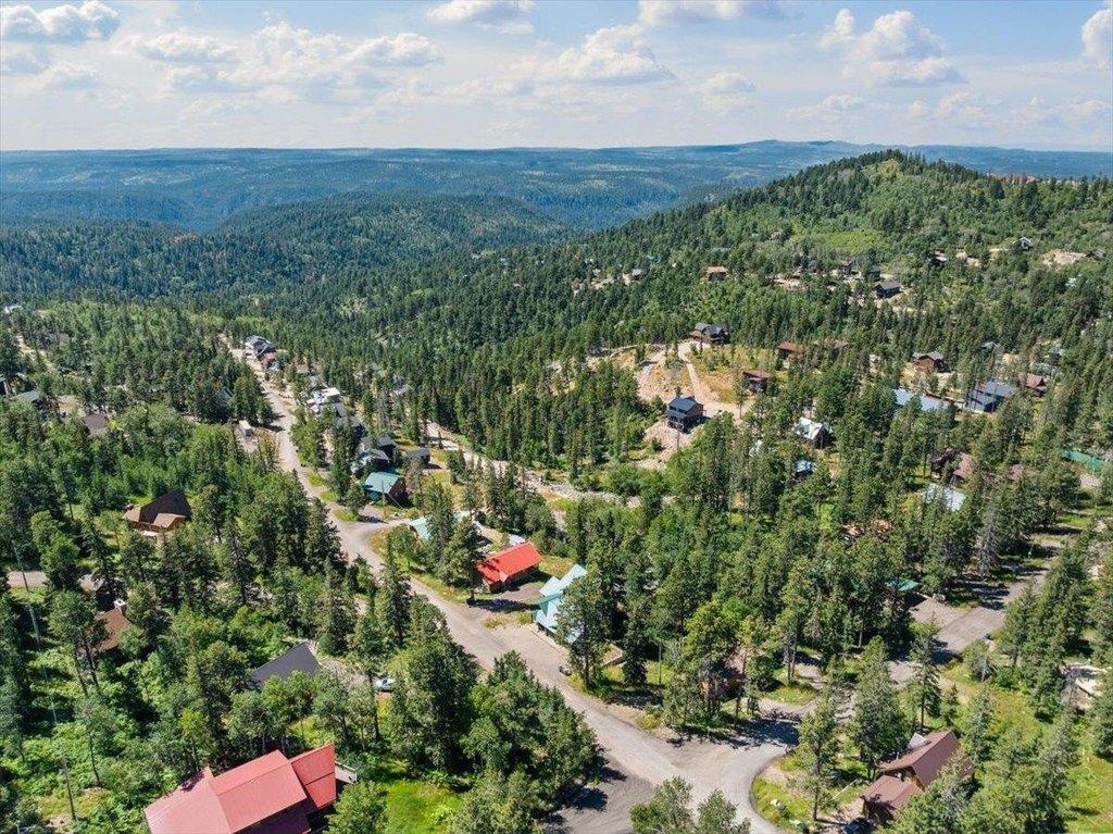 Lead, South Dakota, 57754, United States, 3 Bedrooms Bedrooms, ,2 BathroomsBathrooms,Residential,Forsale,1946257