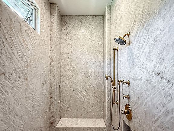 Calabasas, California, 91301, United States, 7 Bedrooms Bedrooms, ,8 BathroomsBathrooms,Residential,Forsale,1946030